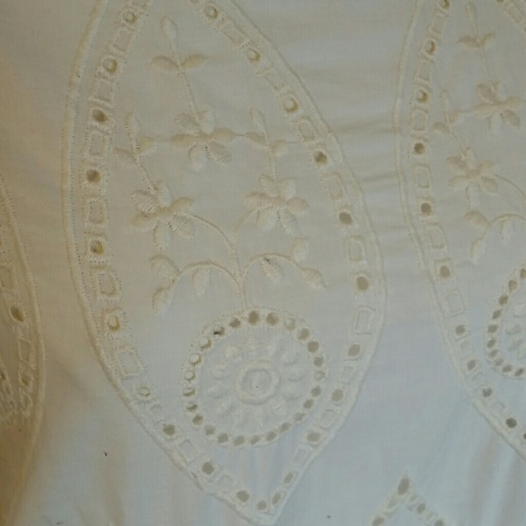 Gap Eyelet Blouse - Picture 3 of 5